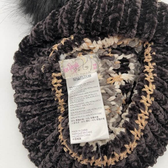 FREE PEOPLE Chalet Fairisle Pom Beanie Black Combo $48 Retail NWT - Picture 3 of 3